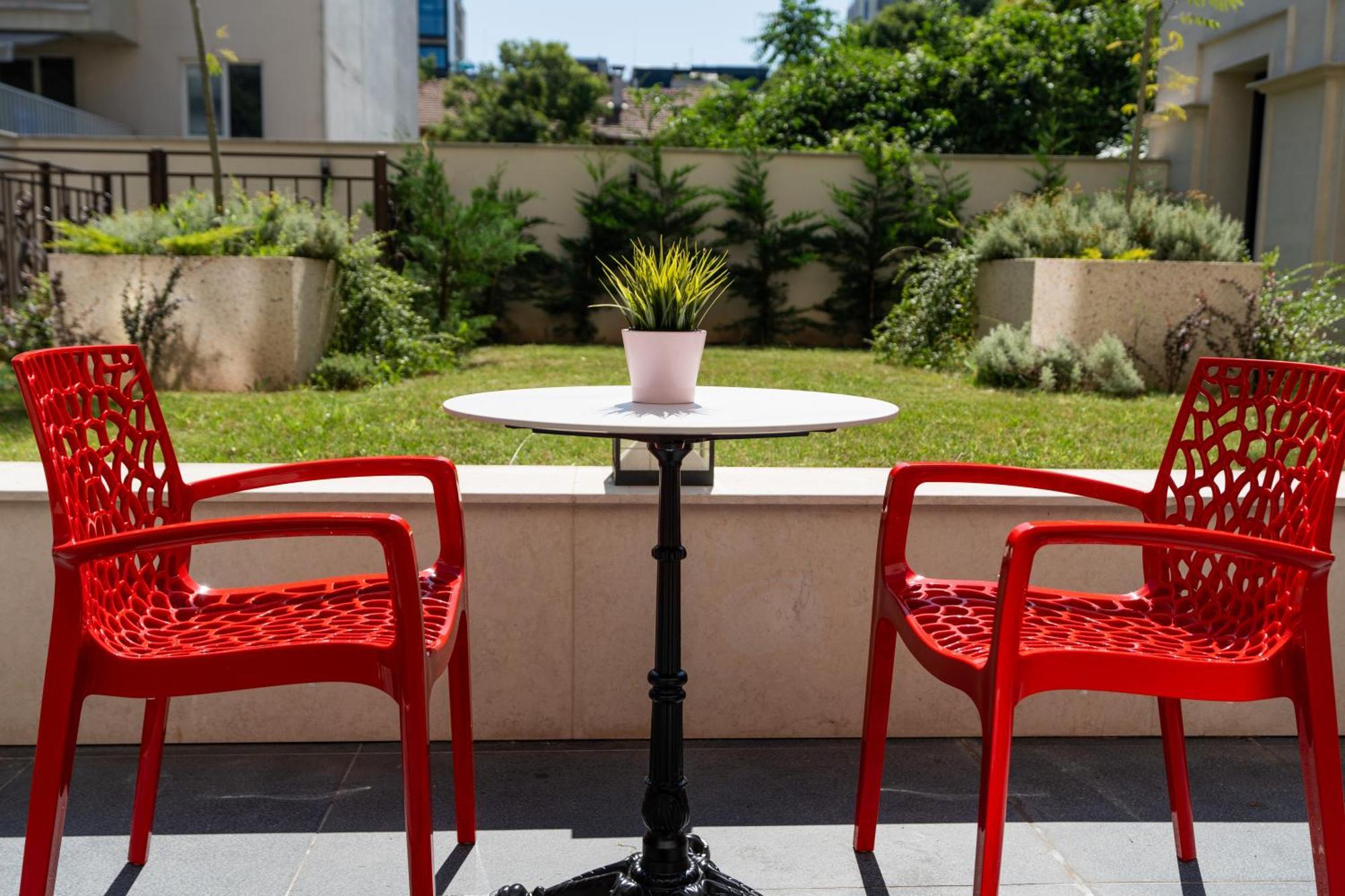 Hotel Aurora 3*